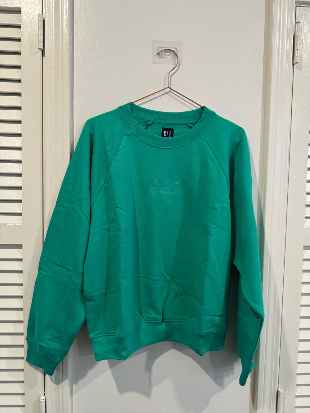 GAP Vintage Soft Raglan Sweatshirt, Crewneck, Size Medium, Bright Green